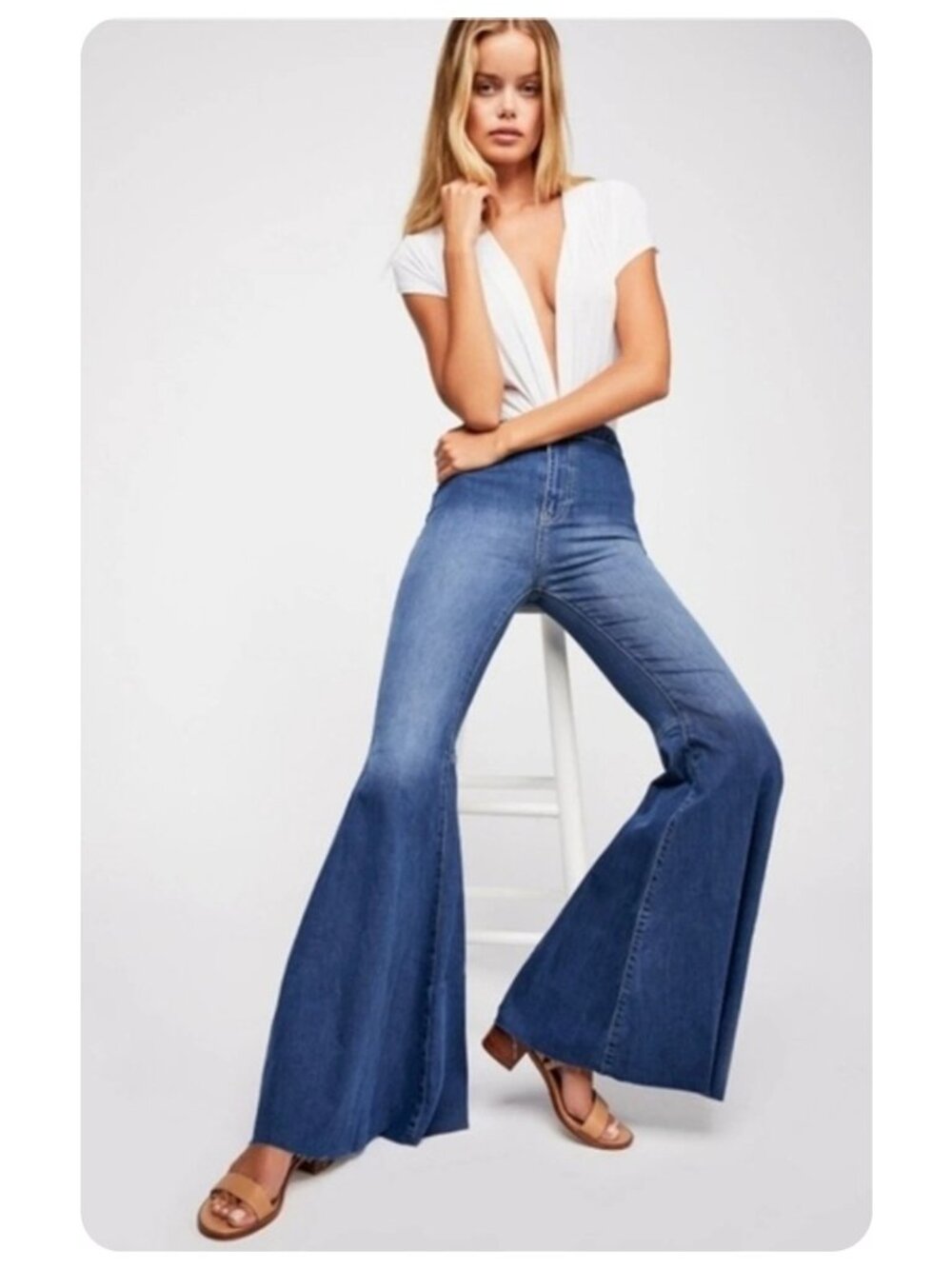 Free People Ultra Flare Bell Bottom Raw Hem Jeans sz W28